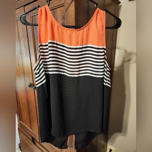High low sleeveless blouse